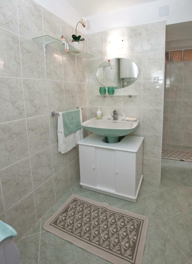 Гостевой дом Country House Gazon Smarje  Экстерьер фото